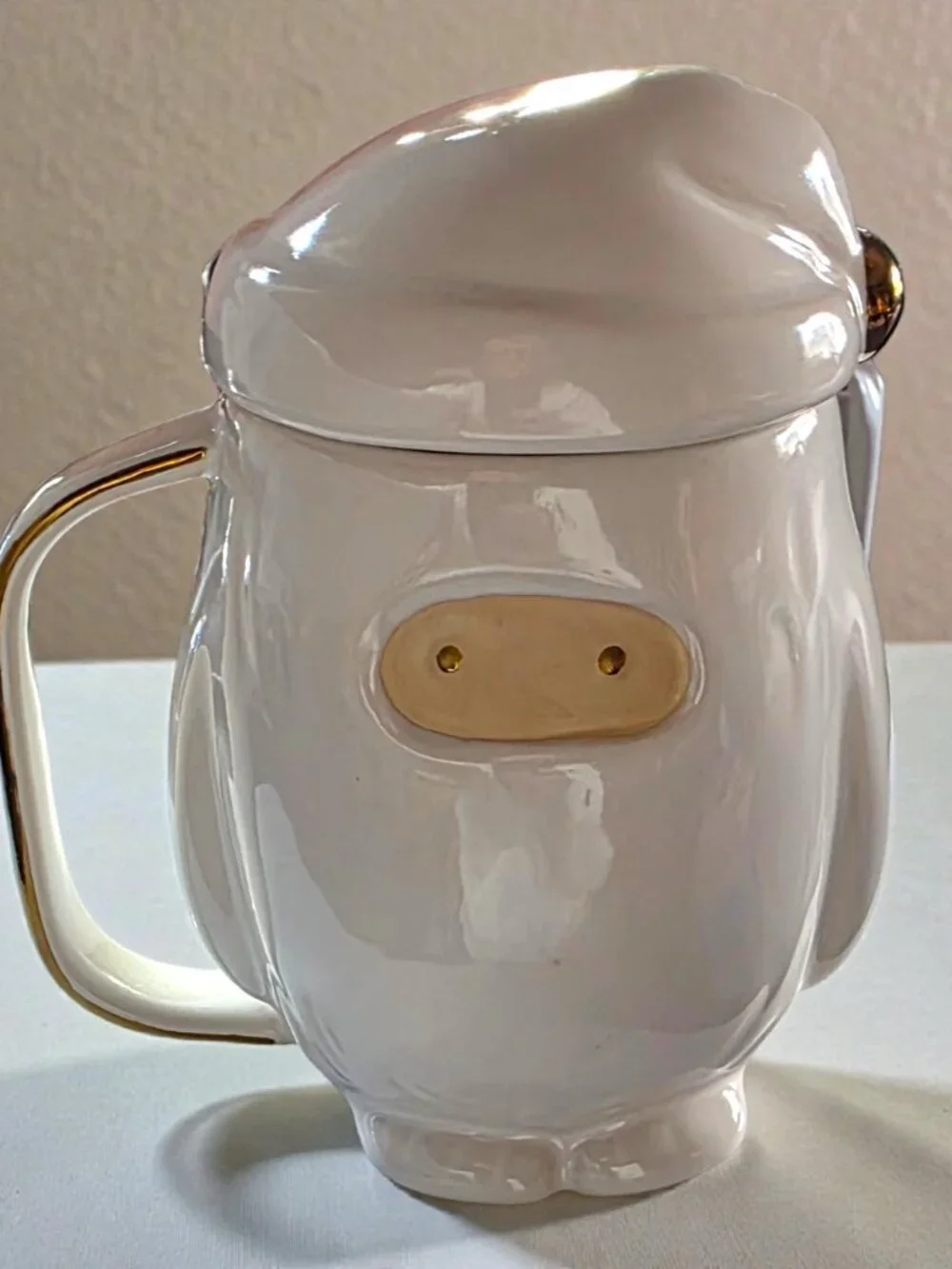 WEST ELM YETI Figural Mug With Lid Ceramic White With Gold Trim